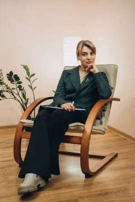 Вікторія Ше...