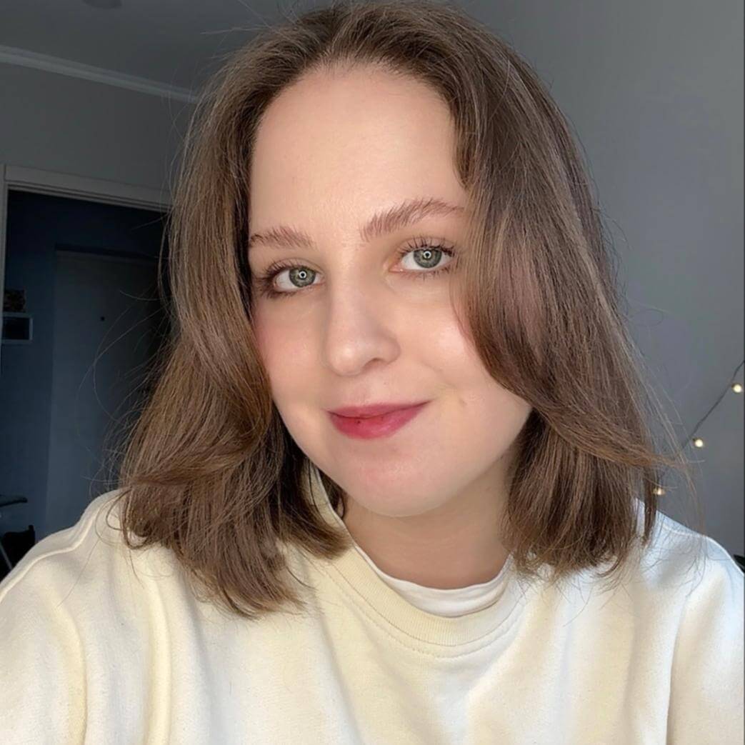 Анастасия Ли...