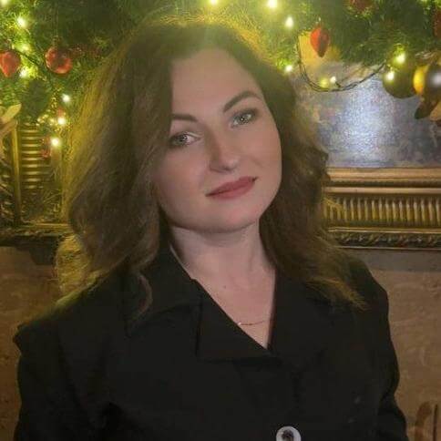 Оксана Ми...