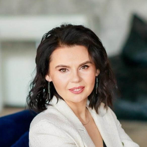 Марина Хо...
