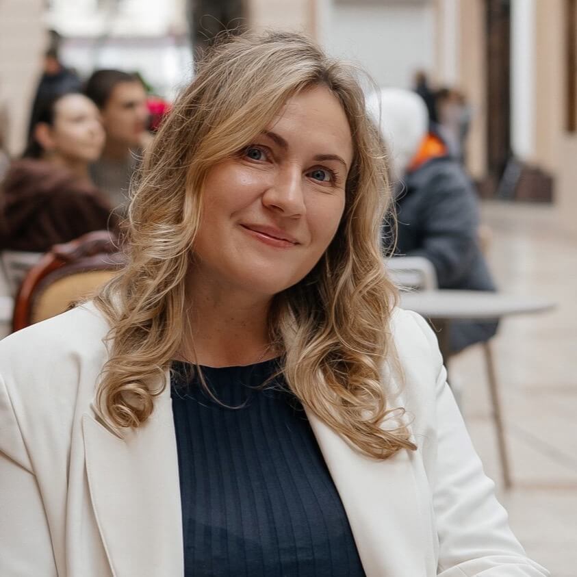 Ксения Цв...