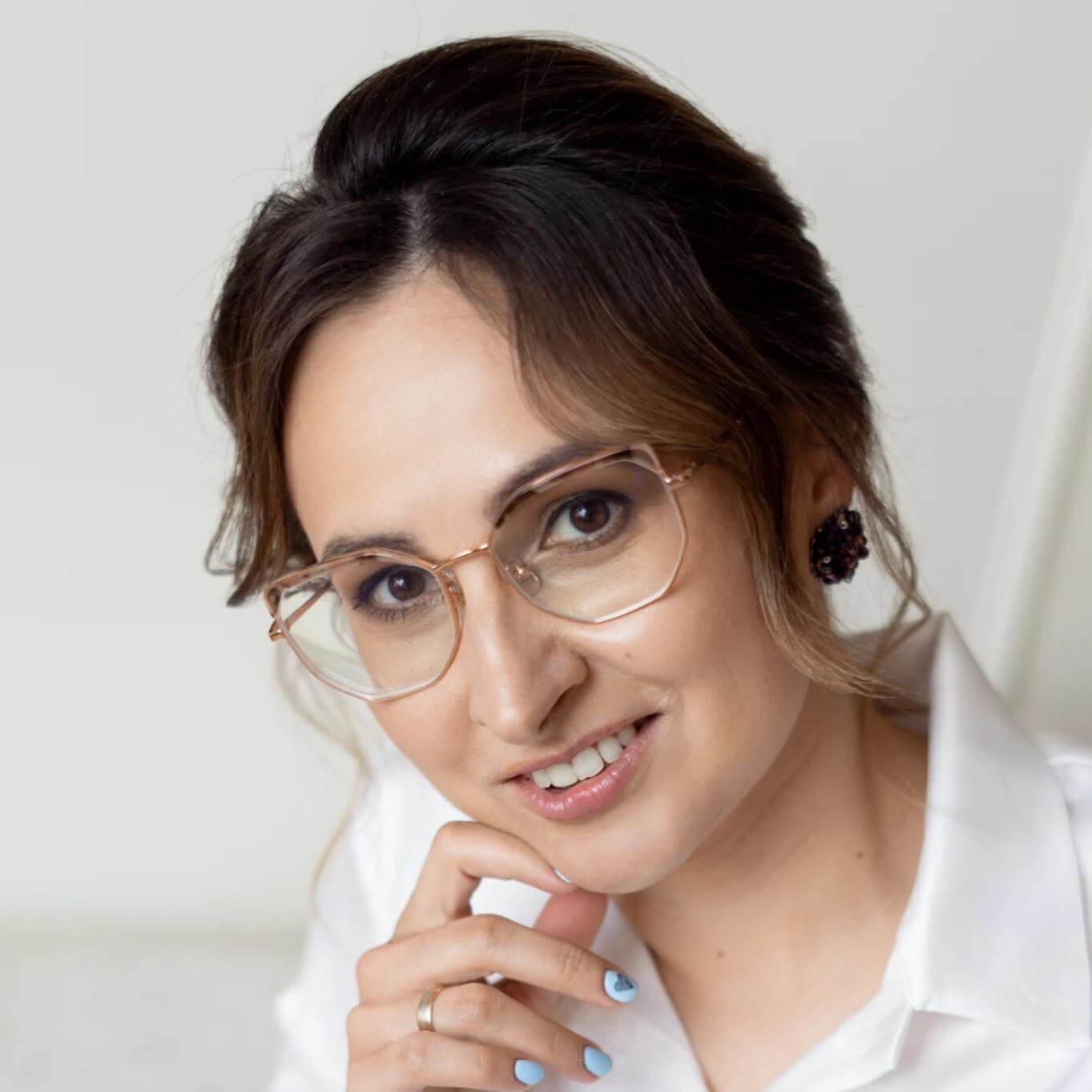 Наталія По...