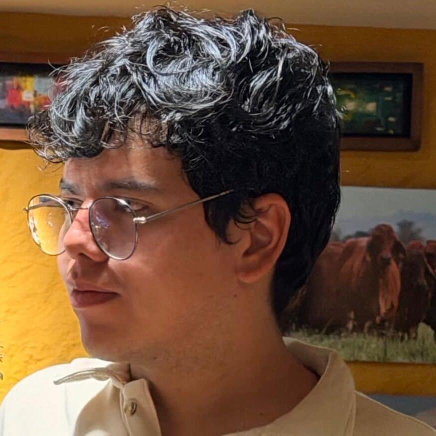 Brayan Julián  Cáceres Rincon 