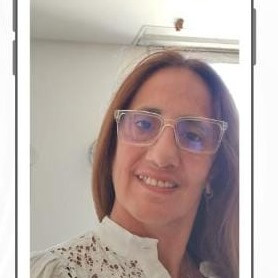 Elisabeth Ló...