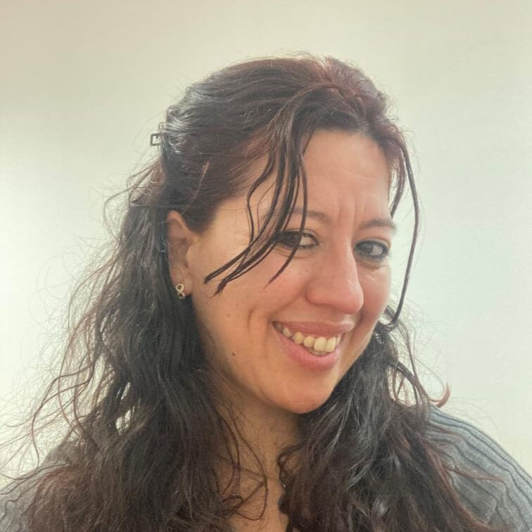 Claudia Andrea  So...