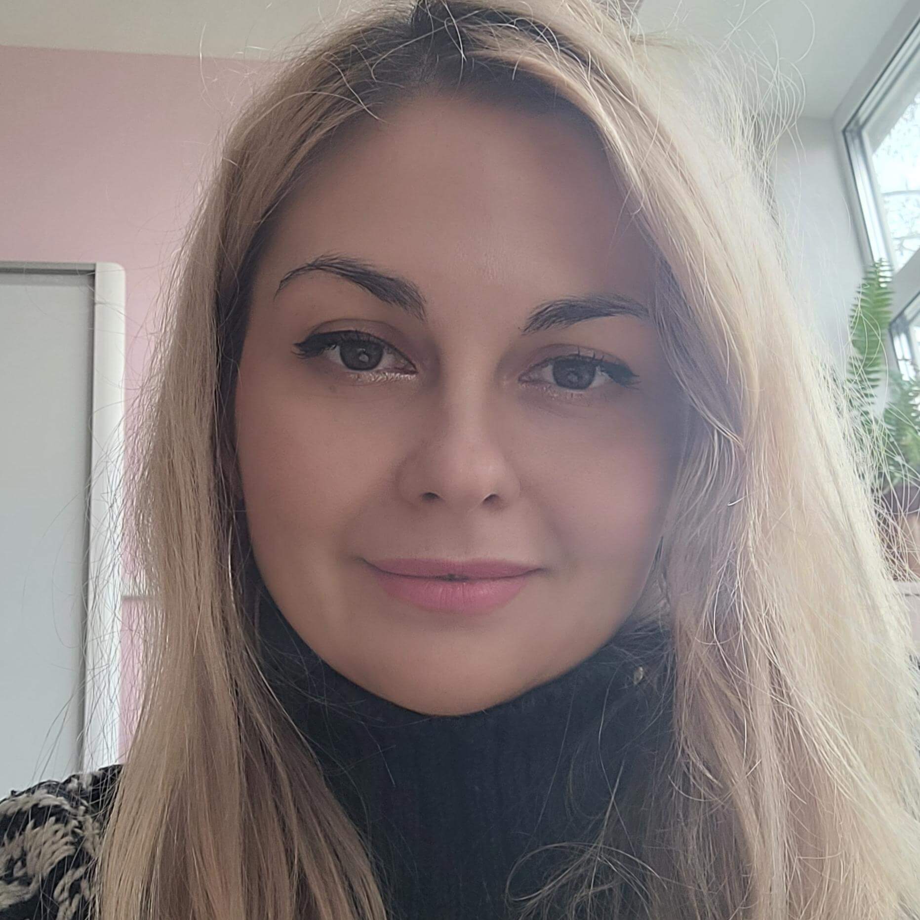 Ірина  Га...