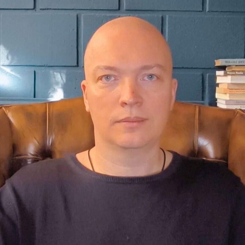 Ісаєнко Іг...