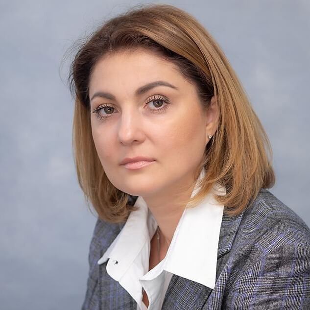 Юлія Дь...