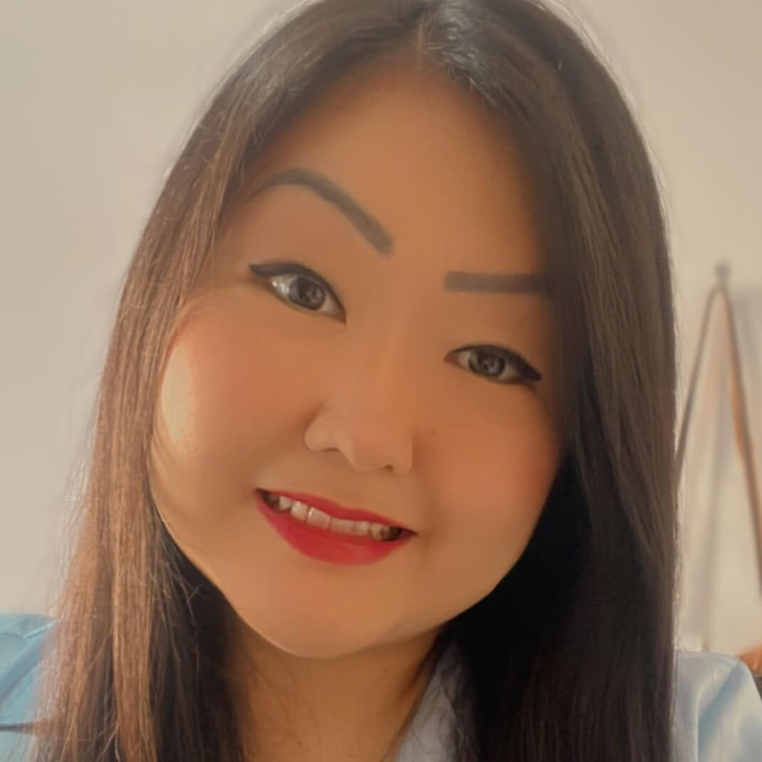 Priscila Yumi  Ya...